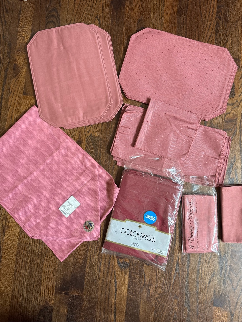 New Lot Maroon Table Linens 102”X60” Tablecloth, Runner, 8 Placemats, 16 Napkin